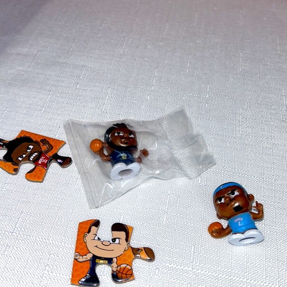 Teeny Mates NBA Figures Series 7 - Picture 7 of 7